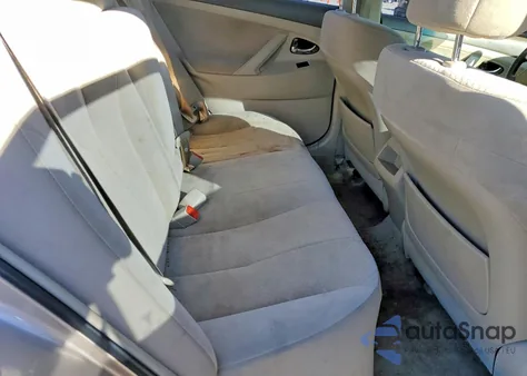 2007 Toyota Camry Ce z USA, uszkodzony, nr VIN 4T1BE46K27U195141